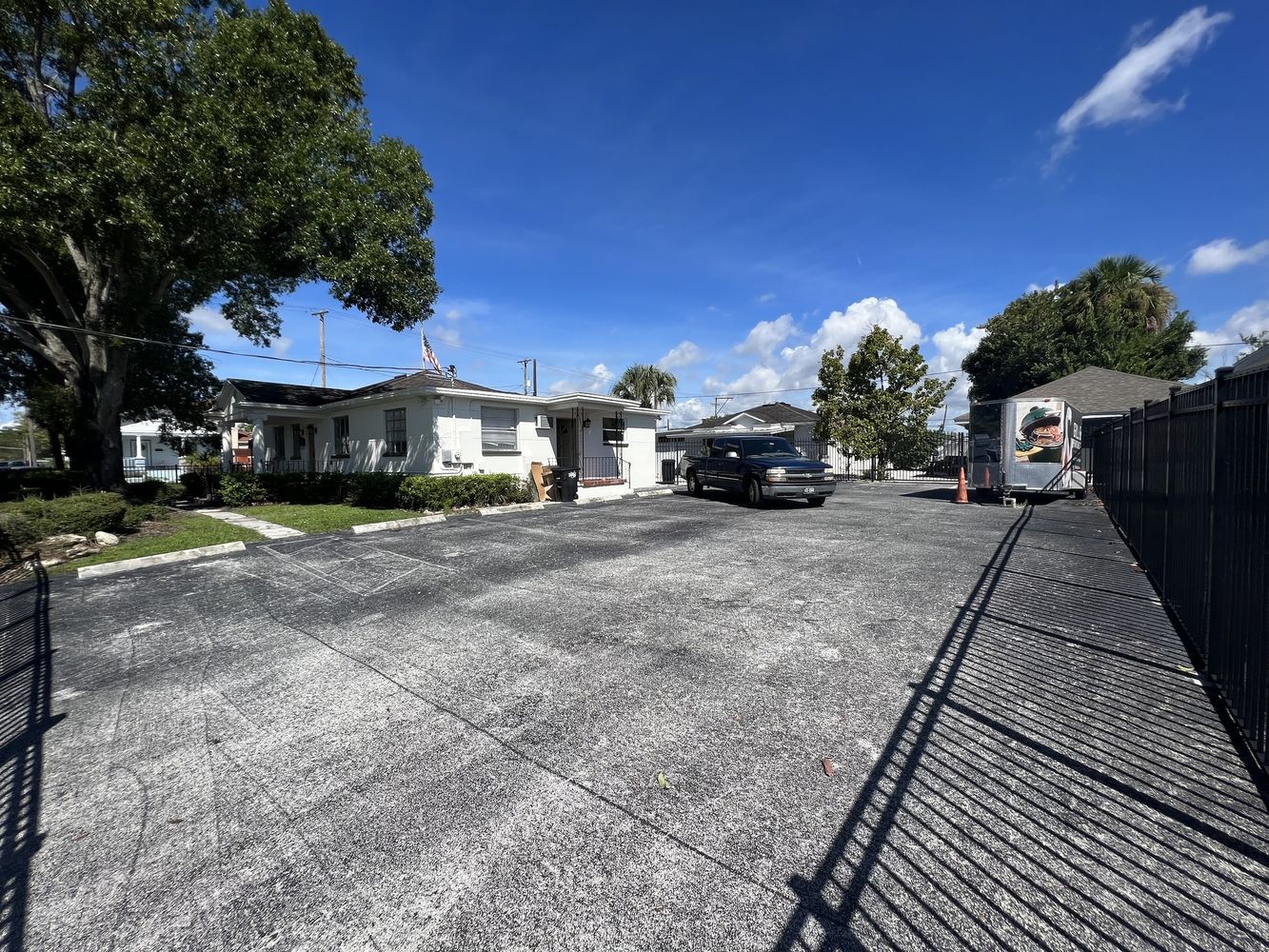 West Tampa Freestanding Building : 2323 W Aileen St, Tampa, FL 33607